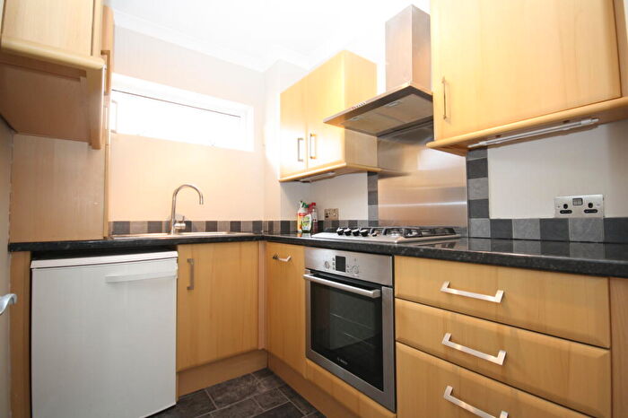 1 Bedroom Apartment To Rent In Penyston Road Maidenhead Berkshire, SL6