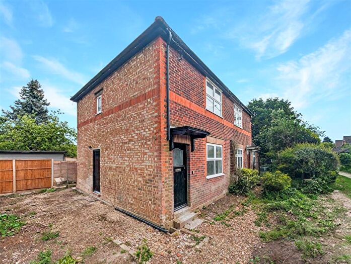 3 Bedroom Semi-Detached House To Rent In Heath Road, Colchester, CO3
