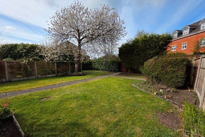 3 Bedroom Property To Rent In Chester Close, Willenhall, WV13