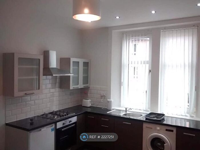 1 Bedroom Flat To Rent In Sharp Street, Gourock, PA19