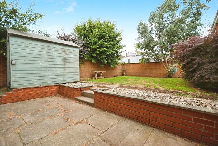 2 Bedroom Semi-Detached House For Sale In Cedar Road, Balby, Doncaster, DN4