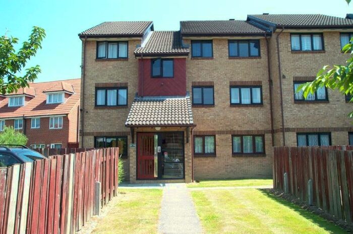 1 Bedroom Apartment To Rent In Adams Way, Croydon, CR0