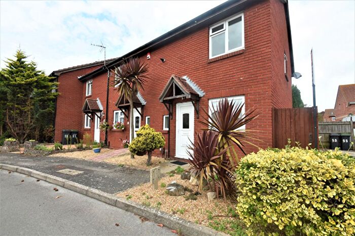 3 Bedroom End Of Terrace House To Rent In Cheriton Road, Gosport, Hampshire, PO12