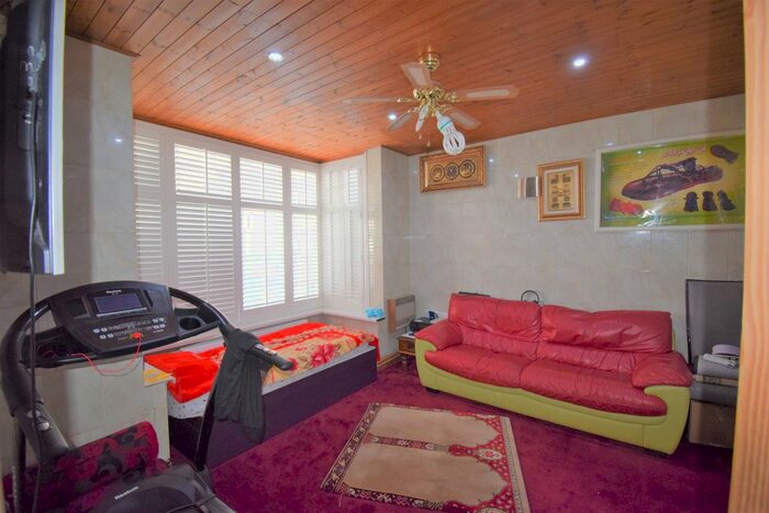 Studio To Rent In Jersey Road, Ilford, IG1