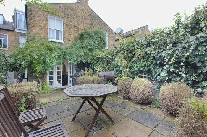 4 Bedroom Terraced House To Rent In Cavendish Road, Clapham South, London SW12