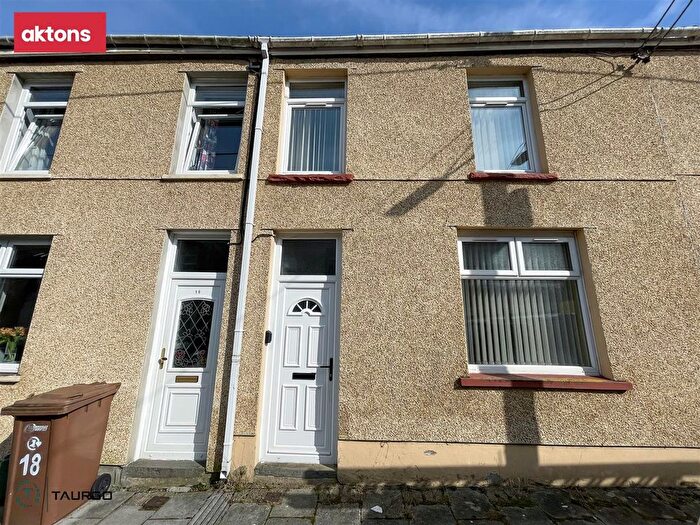 3 Bedroom Terraced House For Sale In Thomas Street, Llanbradach, Caerphilly, CF83
