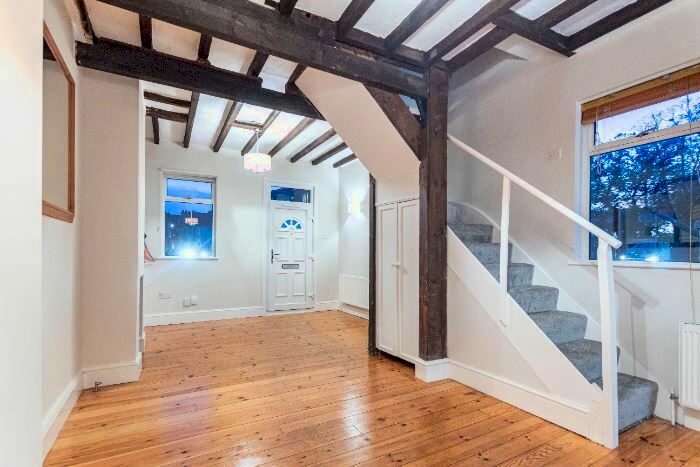 3 Bedroom End Of Terrace House To Rent In Arthur Road, Windsor, SL4