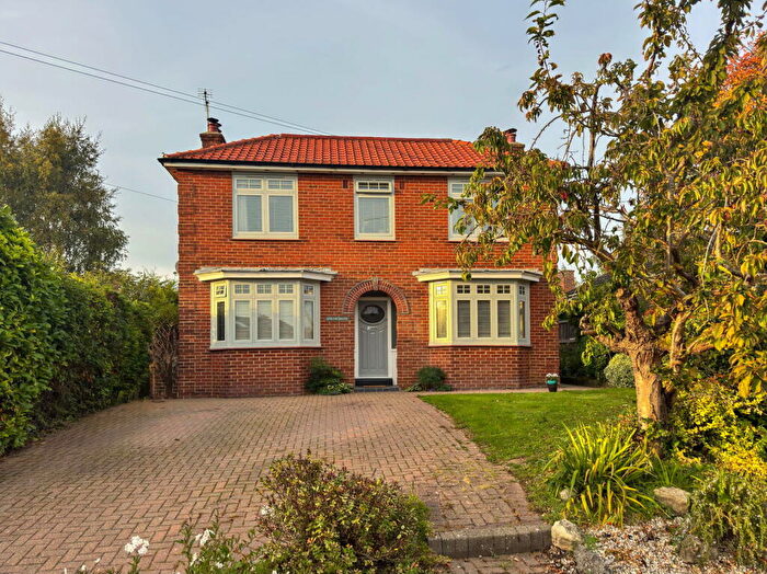 4 Bedroom Detached House For Sale In Poulders Road, Sandwich, CT13