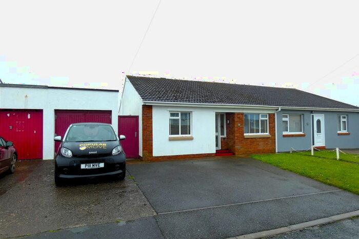 3 Bedroom Bungalow To Rent In Bulford Close, Johnston, Haverfordwest, SA62