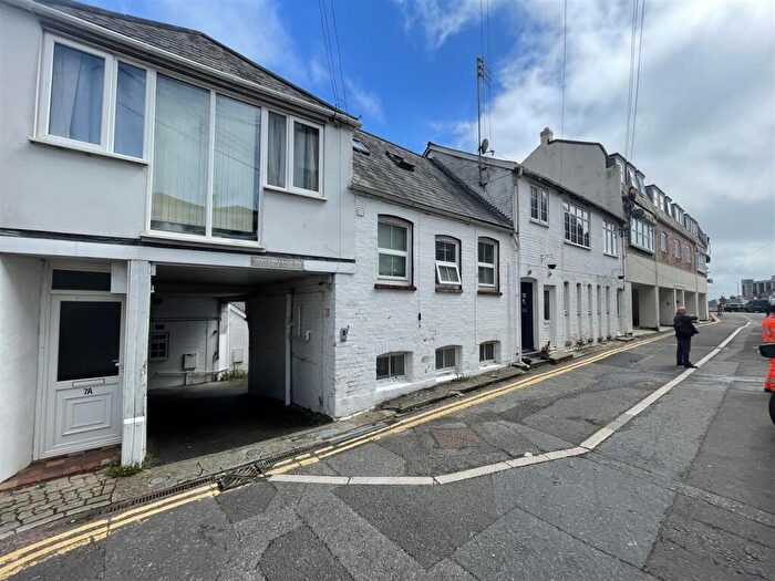 2 Bedroom Flat To Rent In Upper Norwich Road, Bournemouth, BH2
