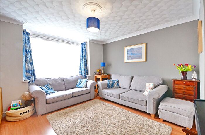 3 Bedroom Semi-Detached House To Rent In Derry Road, Bedminster, Bristol, Bristol, BS3