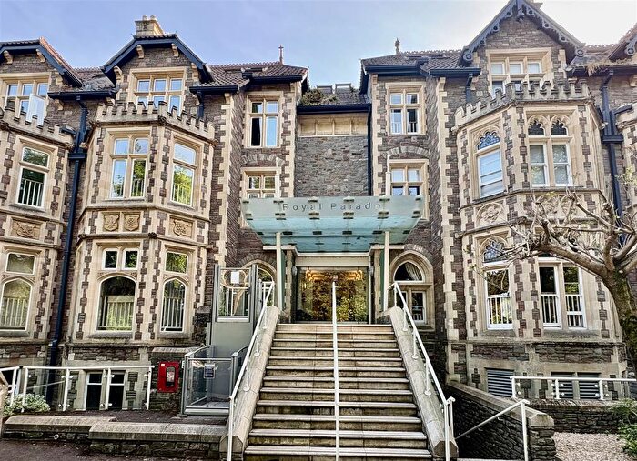1 Bedroom Flat For Sale In Elmdale Road, Tyndalls Park, Bristol, BS8
