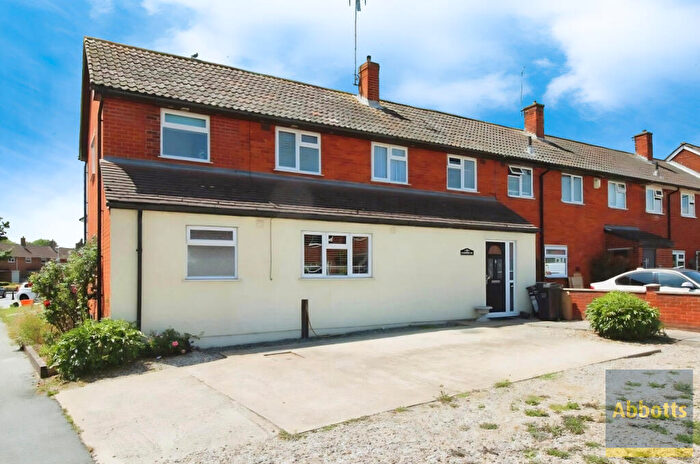 5 Bedroom House To Rent In Whitmore Way, Basildon, SS14