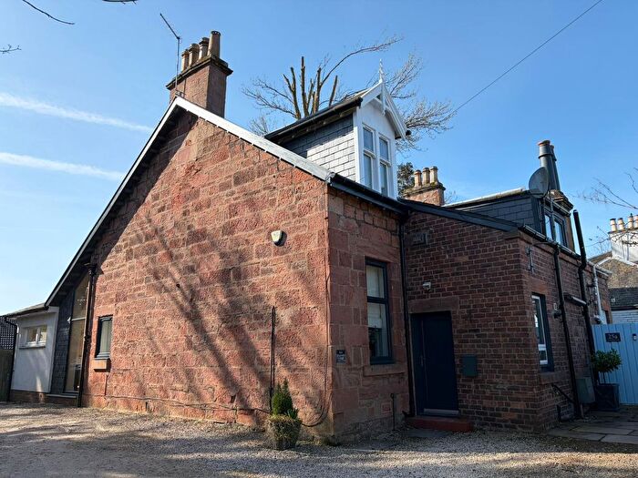 3 Bedroom Semi Detached House To Rent In East Silverwells Cottage, Hamilton Road, Bothwell, South Lanarkshire, G71