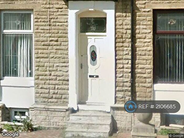 4 Bedroom Terraced House To Rent In Kensington Street, Bradford, BD8