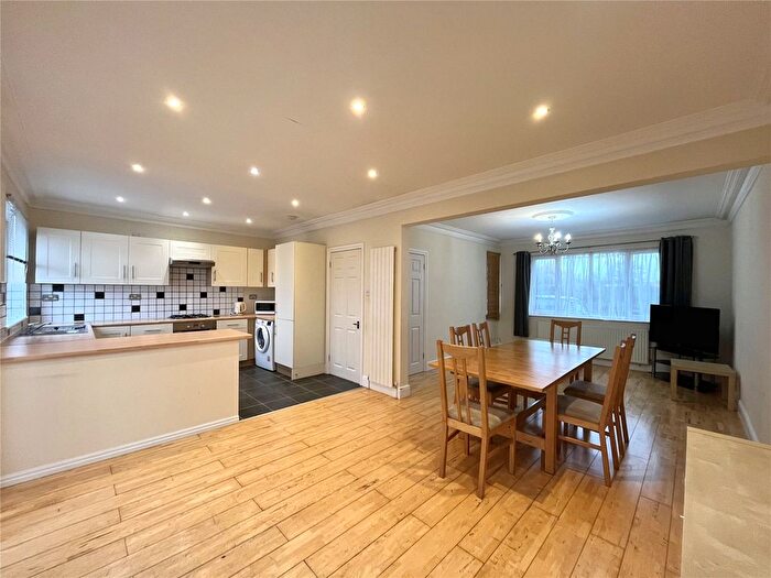 3 Bedroom Semi Detached House To Rent In Noel Road, West Acton, London, W3