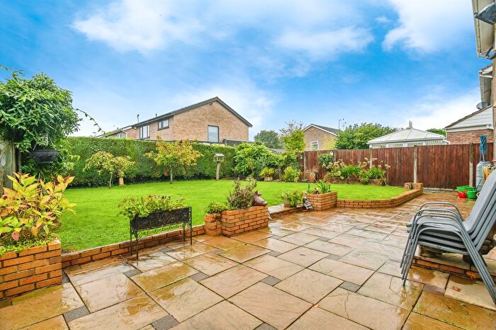 4 Bedroom Detached House For Sale In Epsom Close, Fernhill Heath, Worcester, WR3
