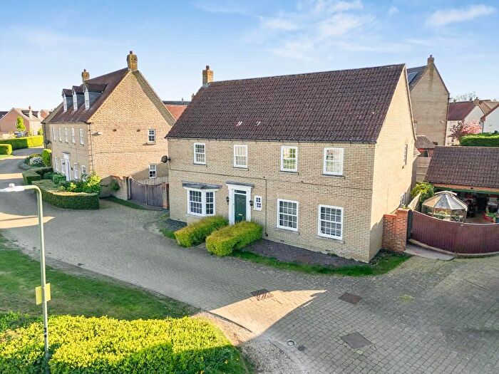 5 Bedroom Detached House For Sale In Bridgnorth Drive, Kingsmead, Milton Keynes, Buckinghamshire, MK4