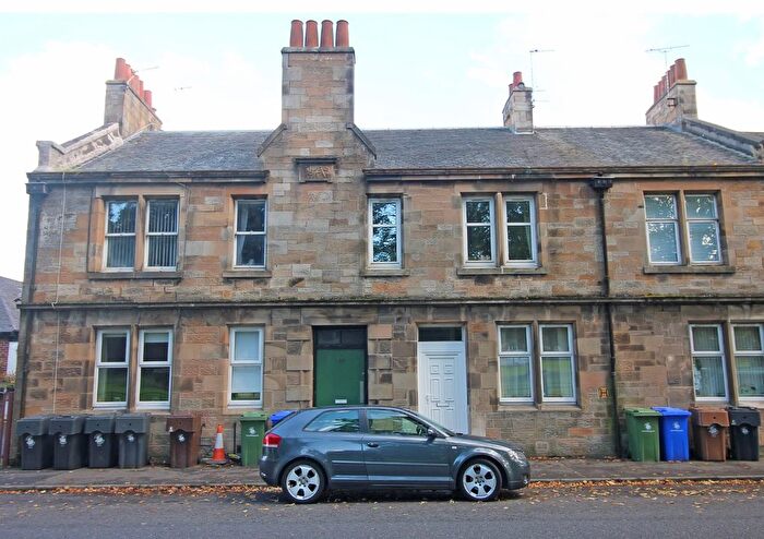 2 Bedroom Flat To Rent In Borestone Crescent, Stirling, FK7