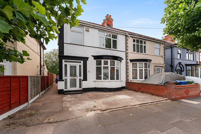 3 Bedroom Semi-Detached House To Rent In Reynolds Street, Cleethorpes, DN35