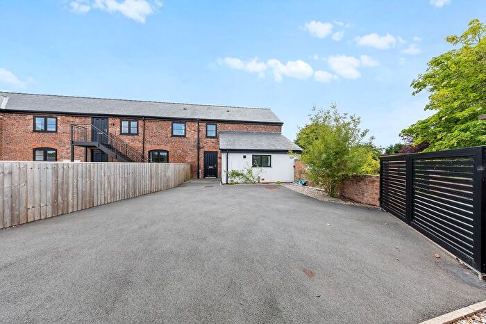 2 Bedroom Semi-Detached House For Sale In Moss Lane, Over Tabley, WA16