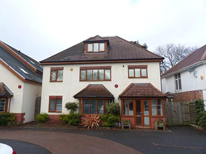 2 Bedroom Flat For Sale In Birmingham Rd, B72