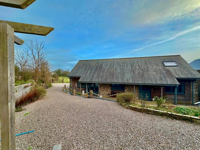 3 Bedroom Property To Rent In Spriddlestone, Plymouth, PL9