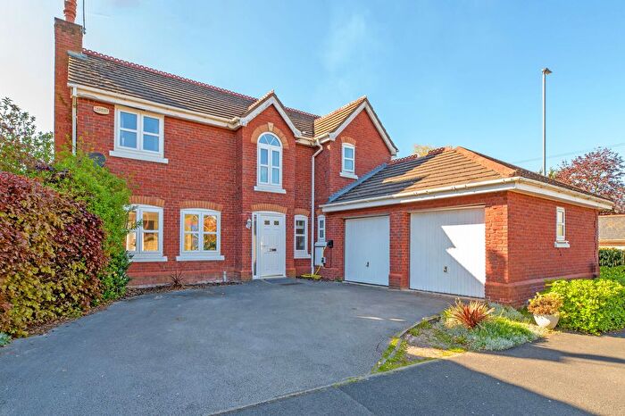 4 Bedroom Detached House For Sale In Redacre Close, Dutton, WA4