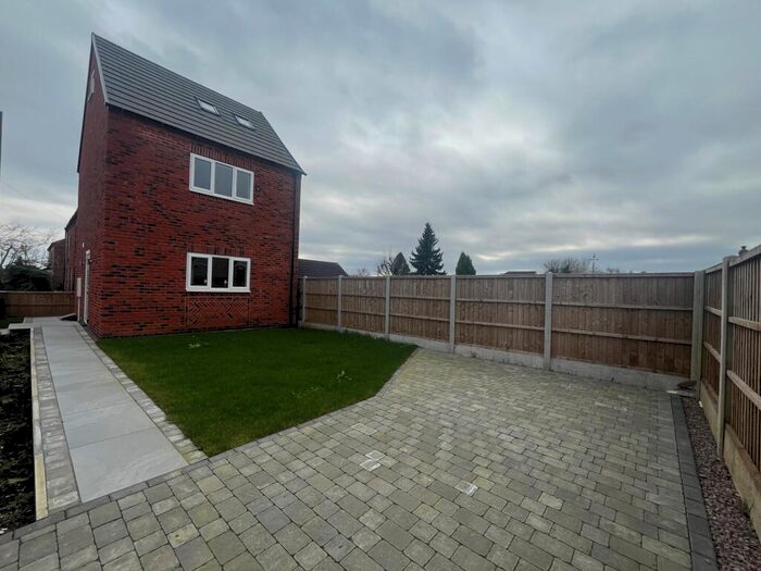 2 Bedroom House To Rent In Coupe Street, Ripley, DE5