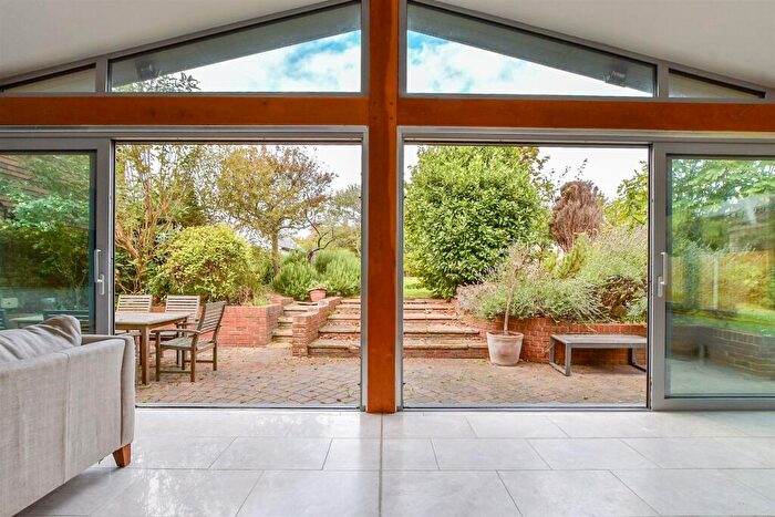 4 Bedroom Detached House For Sale In Western Esplanade, Broadstairs, Kent, CT10