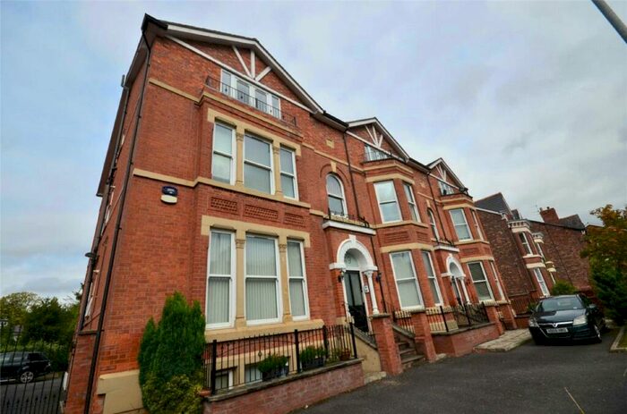 2 Bedroom Apartment To Rent In Fog Lane, Didsbury, Manchester, M20