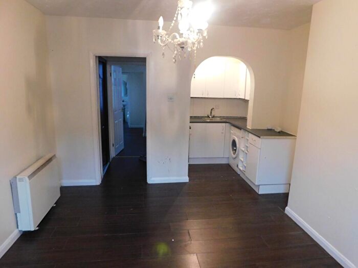 1 Bedroom Flat To Rent In Alma Road, Sheerness, ME12