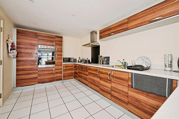 3 Bedroom Terraced House For Sale In Teasel Way, Hampton Centre, Peterborough, PE7