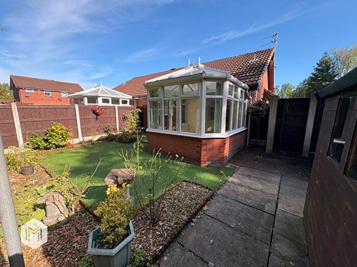 2 Bedroom Bungalow For Sale In Flaxley Close, Birchwood, Warrington, Cheshire, WA3