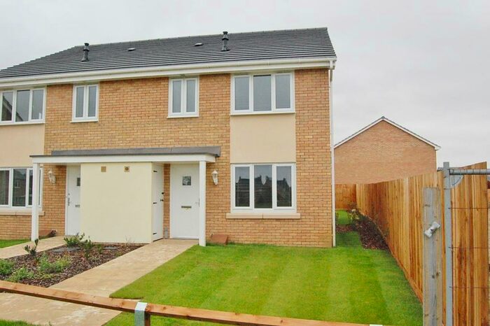 2 Bedroom Terraced House To Rent In Dunnock Road, Oakley Vale, Corby, NN18