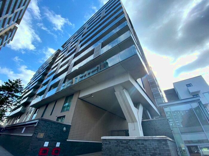 1 Bedroom Apartment To Rent In Spectrum Block, Blackfriars Road, Manchester City Centre, Salford, M3