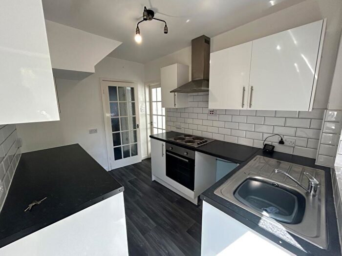 3 Bedroom House To Rent In Boundary Grove, Sale Moor, M33