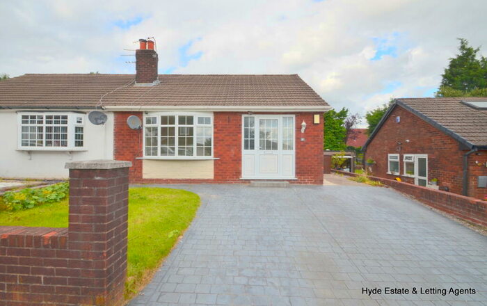2 Bedroom Bungalow To Rent In Mount Pleasant, Prestwich, Manchester, M25