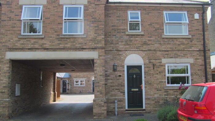 3 Bedroom Property To Rent In Oriel Court, Broad Leas, St Ives, PE27