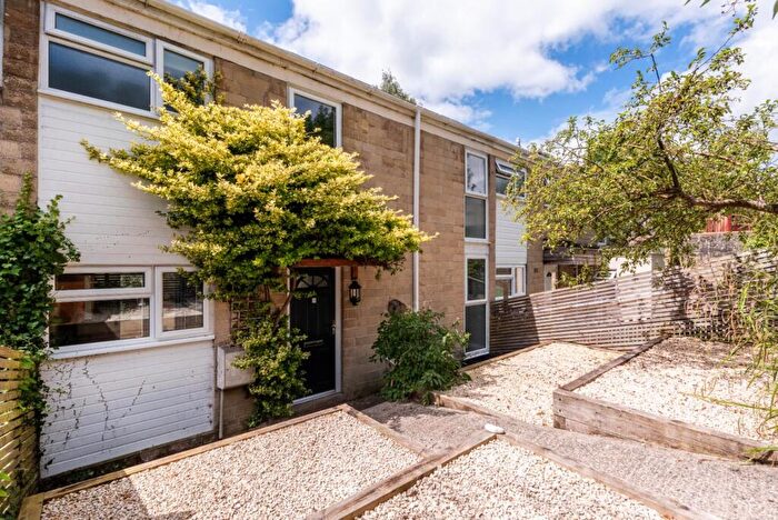 3 Bedroom Terraced House To Rent In Uphill Drive, Bath, BA1