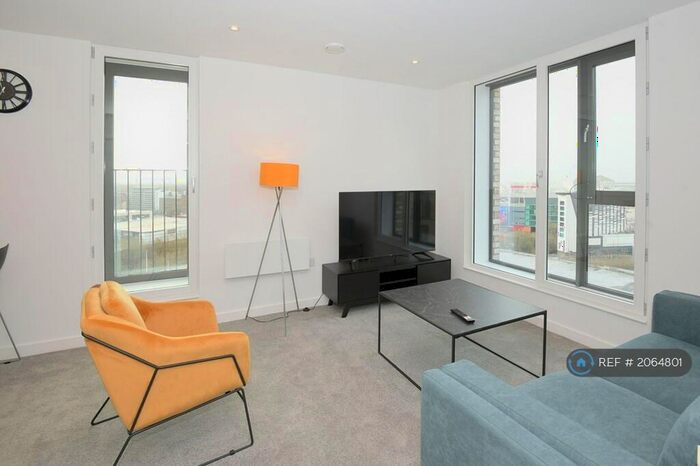 2 Bedroom Flat To Rent In Wharf End, Trafford Park, Manchester, M17