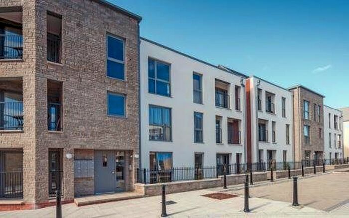 1 Bedroom Flat To Rent In Chapel Street, Plymouth, Devon, PL1