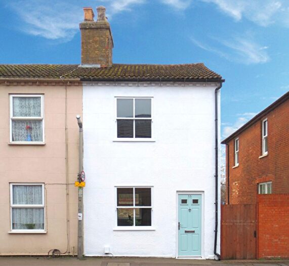 2 Bedroom End Of Terrace House To Rent In New Road, Leighton Buzzard, LU7