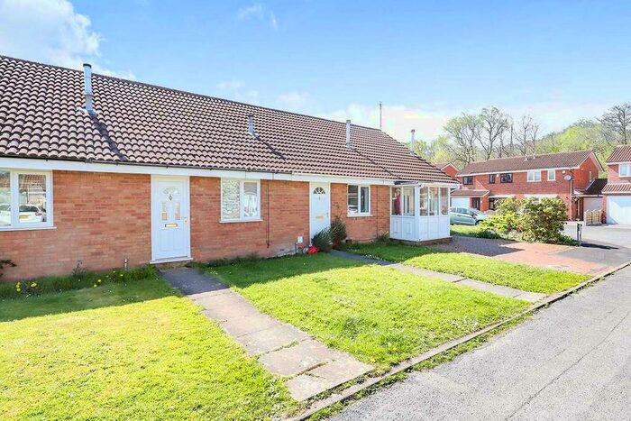 1 Bedroom Bungalow To Rent In Dean Court, Perton, Wolverhampton, Staffordshire, WV6