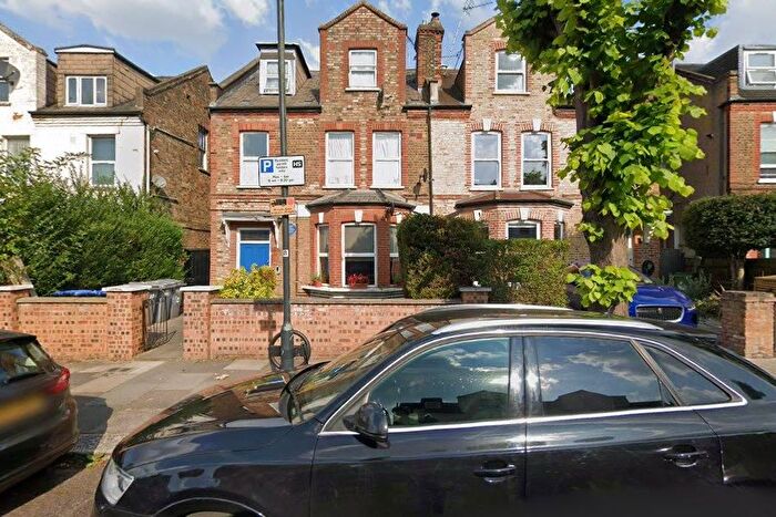 2 Bedroom Property To Rent In Connaught Road, London, NW10