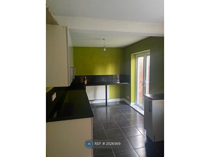 3 Bedroom Semi-Detached House To Rent In Shaw Crescent, Middlesbrough, TS6