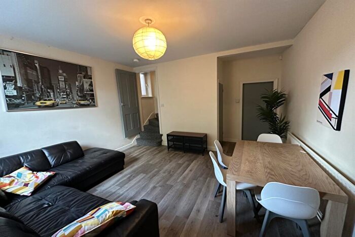 1 Bedroom Semi-Detached House To Rent In City Road, Dunkirk, NG7