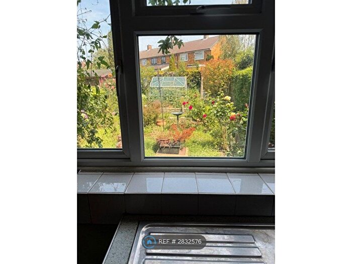 3 Bedroom Terraced House To Rent In Caslon Way, Letchworth, SG6