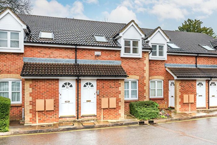 1 Bedroom Flat To Rent In Rosamund Close, South Croydon, CR2