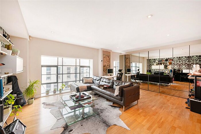 1 Bedroom Flat For Sale In Blandford St, London, W1U